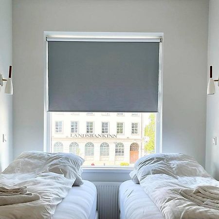 Day Dream Townhall Square Apartments Akureyri Kültér fotó